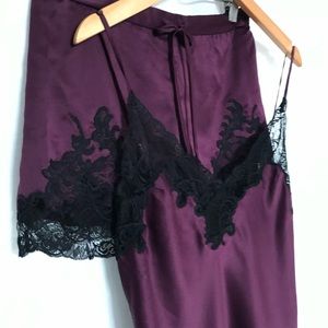 Natori Burgundy and Black Lace Set Small